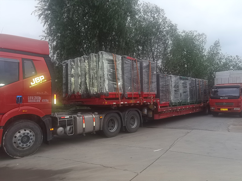 吉林通化路名牌燈箱100臺，第八車發(fā)貨！